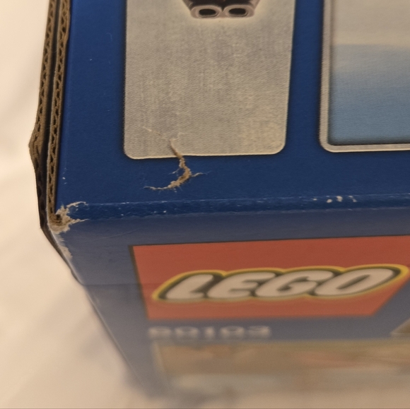 LEGO City Airport Air Show Set - Red and White - Picture 3 of 14